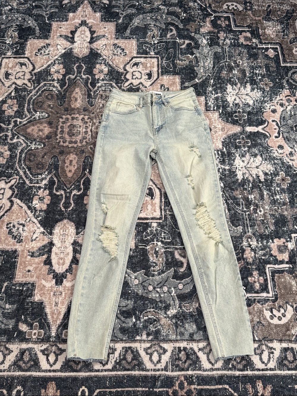 Fashion Nova Distressed Women's Jeans